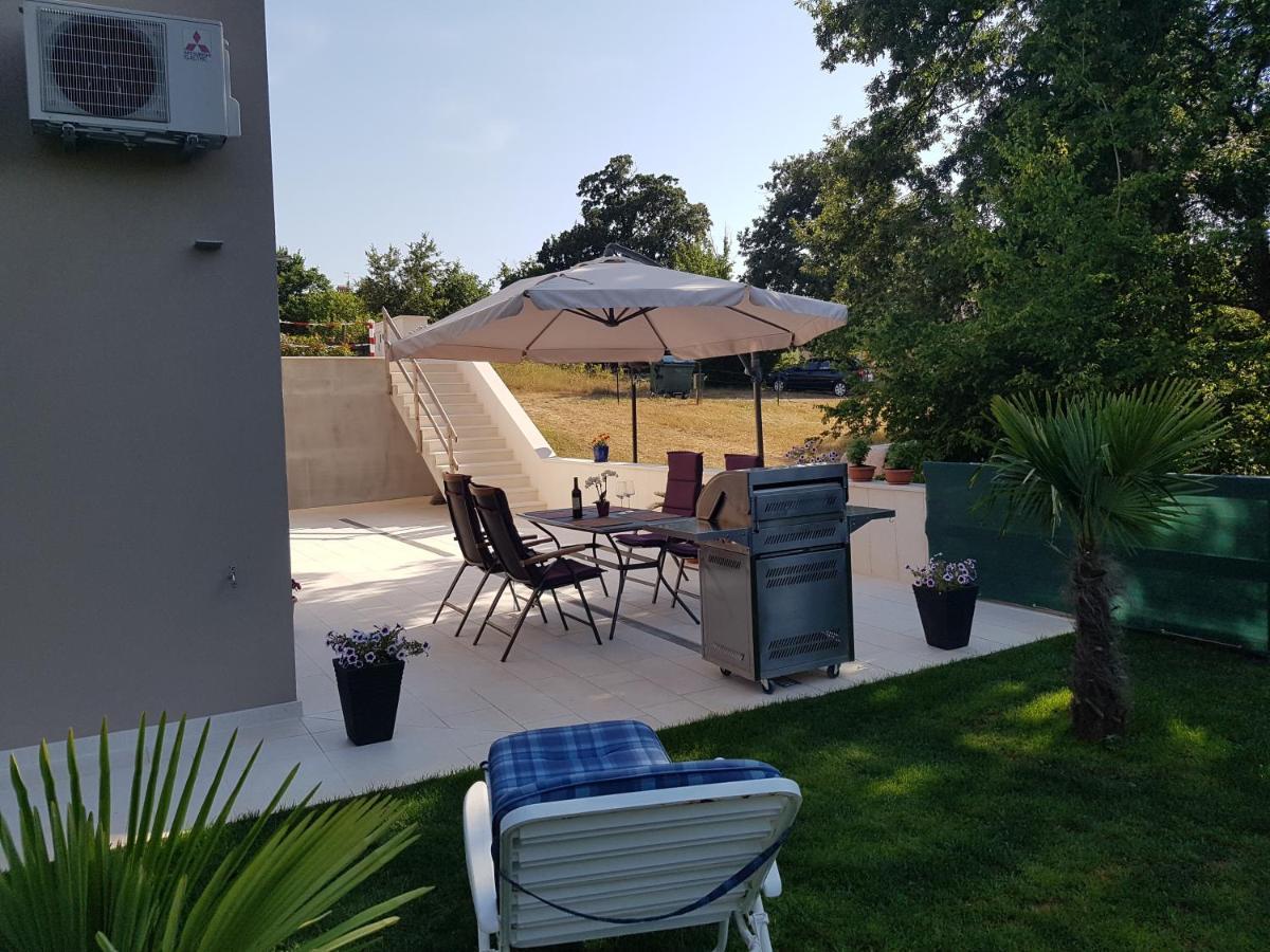Zagar Apartment Porec Exterior photo