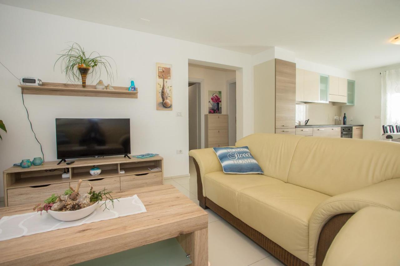 Zagar Apartment Porec Exterior photo