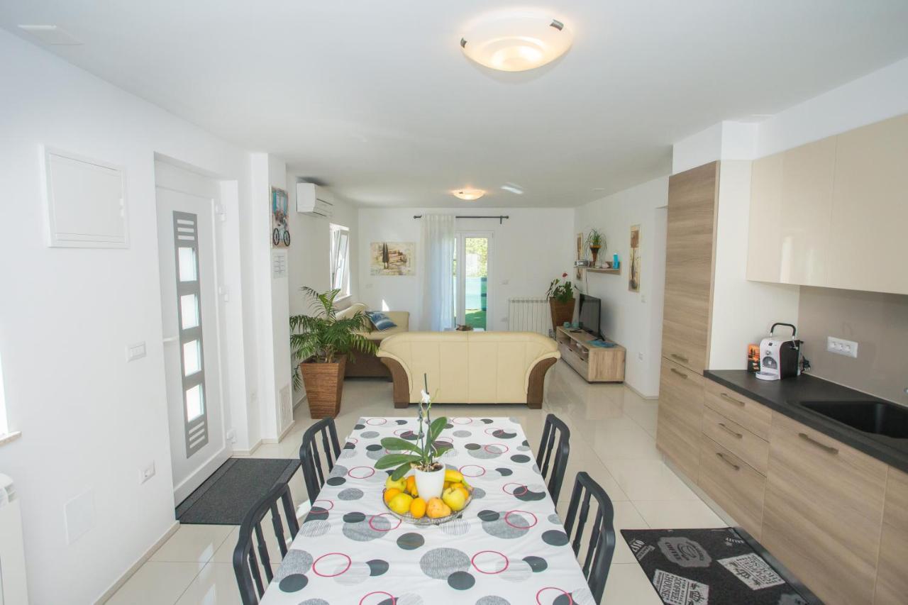 Zagar Apartment Porec Exterior photo