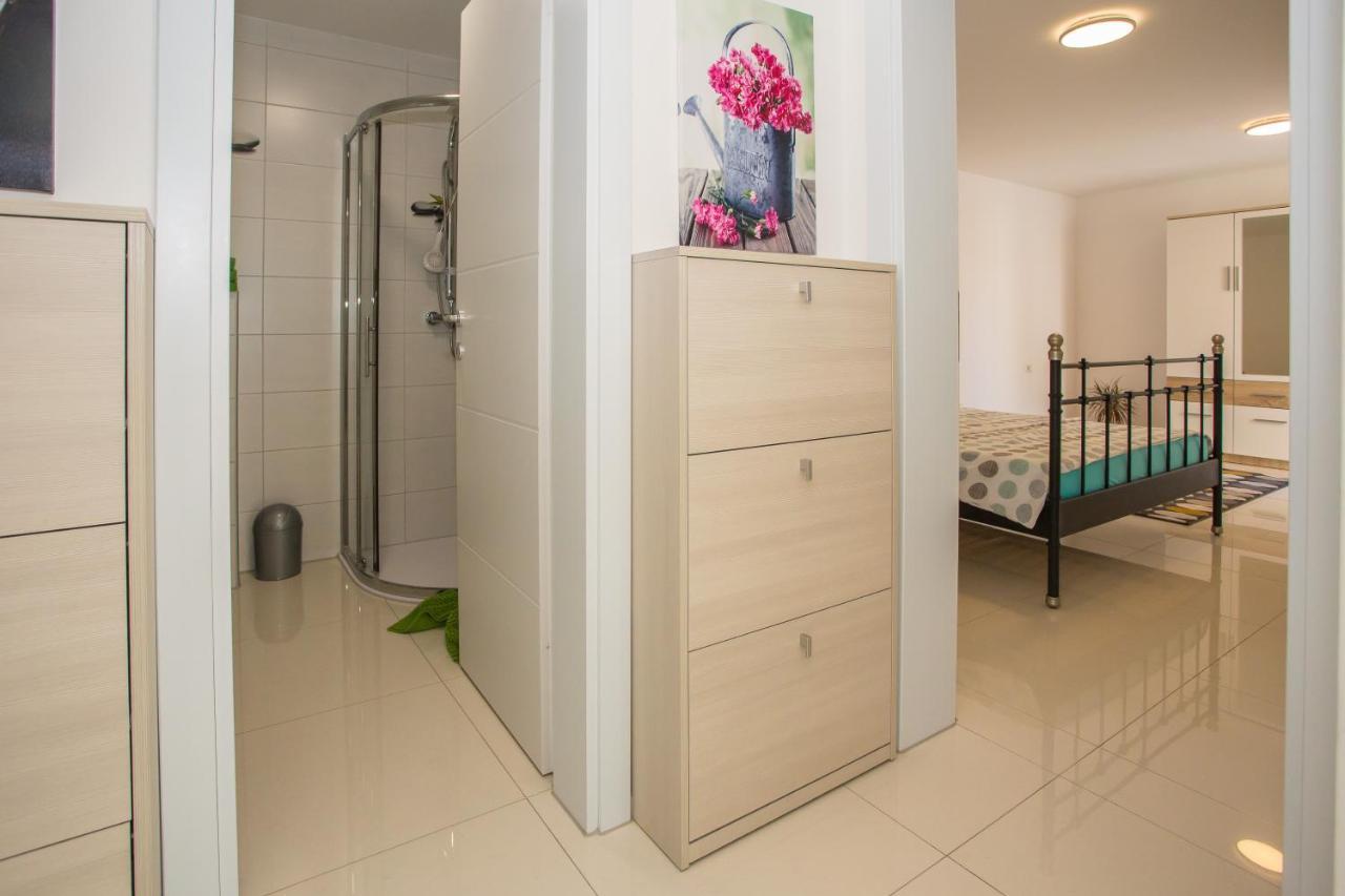 Zagar Apartment Porec Exterior photo