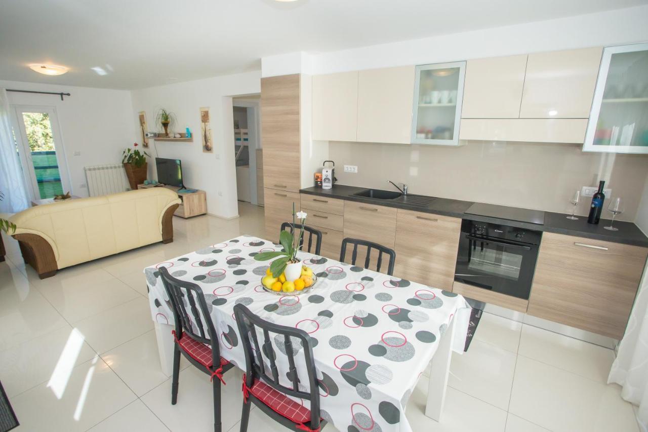 Zagar Apartment Porec Exterior photo